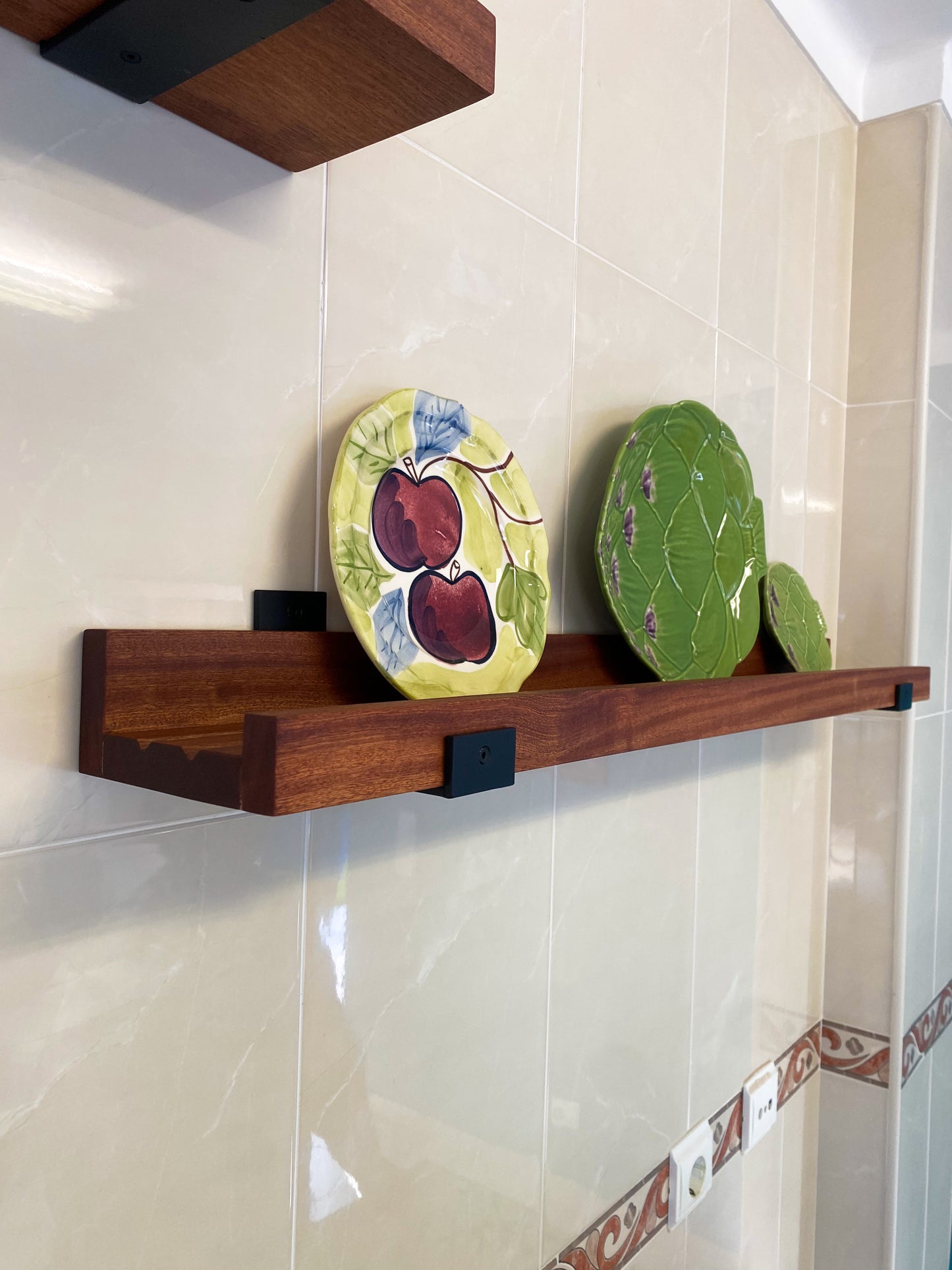 Decorative plate rack PAMELA